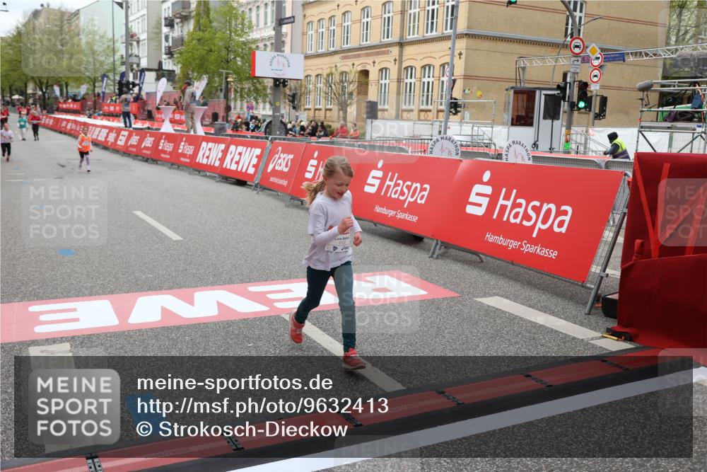 25.04.2026 - Das Zehntel Strokosch-Dieckow http://msf.ph/oto/9632413 25.04.2026 11:13:01 Ziel 5122, 7036 meine-sportfotos.de