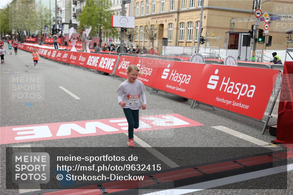 25.04.2026 - Das Zehntel Strokosch-Dieckow http://msf.ph/oto/9632415 25.04.2026 11:13:00 Ziel 5122, 7036 meine-sportfotos.de