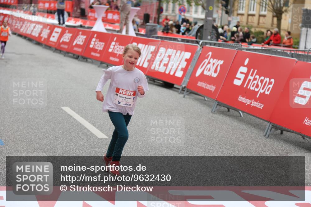 25.04.2026 - Das Zehntel Strokosch-Dieckow http://msf.ph/oto/9632430 25.04.2026 11:13:00 Ziel 5122, 7036 meine-sportfotos.de
