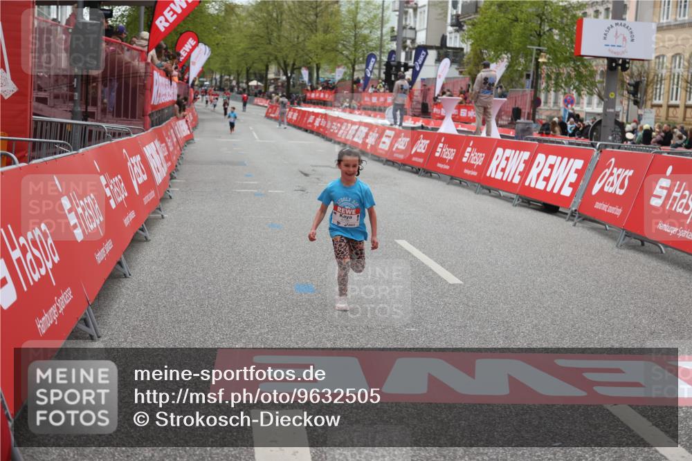 25.04.2026 - Das Zehntel Strokosch-Dieckow http://msf.ph/oto/9632505 25.04.2026 11:12:31 Ziel 6447, 6451 meine-sportfotos.de