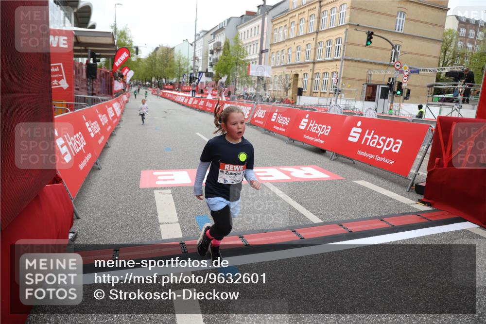 25.04.2026 - Das Zehntel Strokosch-Dieckow http://msf.ph/oto/9632601 25.04.2026 11:12:13 Ziel 6579, 6596 meine-sportfotos.de