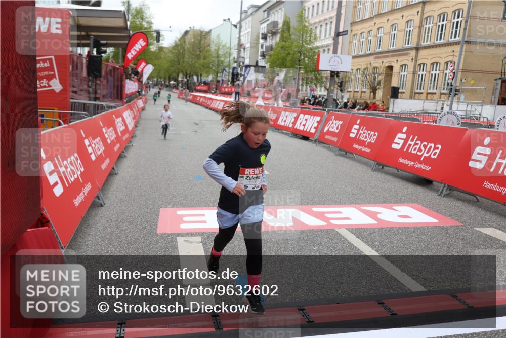 25.04.2026 - Das Zehntel Strokosch-Dieckow http://msf.ph/oto/9632602 25.04.2026 11:12:12 Ziel 5128, 6579, 6596 meine-sportfotos.de