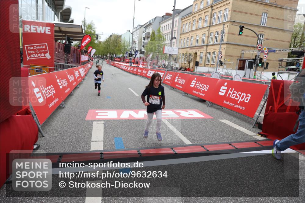 25.04.2026 - Das Zehntel Strokosch-Dieckow http://msf.ph/oto/9632634 25.04.2026 11:12:11 Ziel 5128, 6579, 6596 meine-sportfotos.de