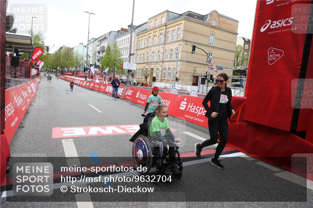 25.04.2026 - Das Zehntel Strokosch-Dieckow http://msf.ph/oto/9632704 25.04.2026 11:12:00 Ziel 5986, 7342, 7783, 7792 meine-sportfotos.de