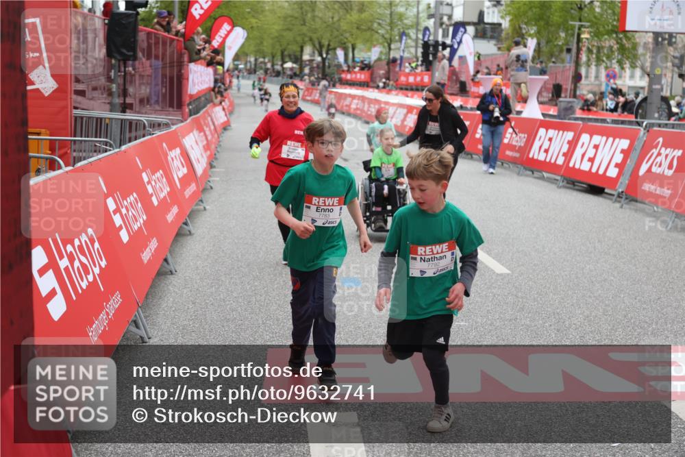25.04.2026 - Das Zehntel Strokosch-Dieckow http://msf.ph/oto/9632741 25.04.2026 11:11:55 Ziel 7783, 7792 meine-sportfotos.de