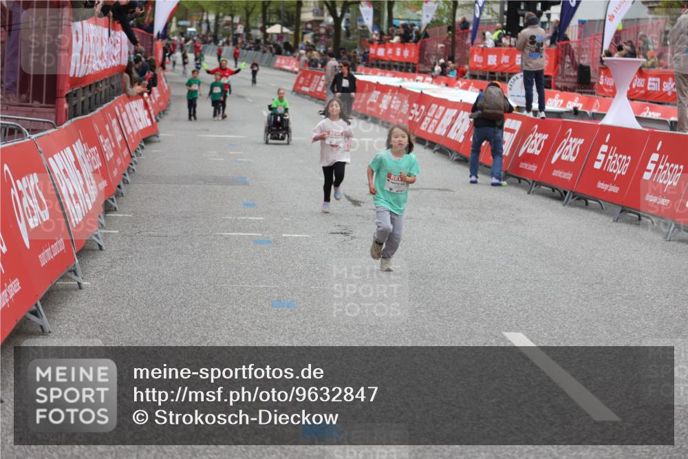 25.04.2026 - Das Zehntel Strokosch-Dieckow http://msf.ph/oto/9632847 25.04.2026 11:11:38 Ziel 5086 meine-sportfotos.de