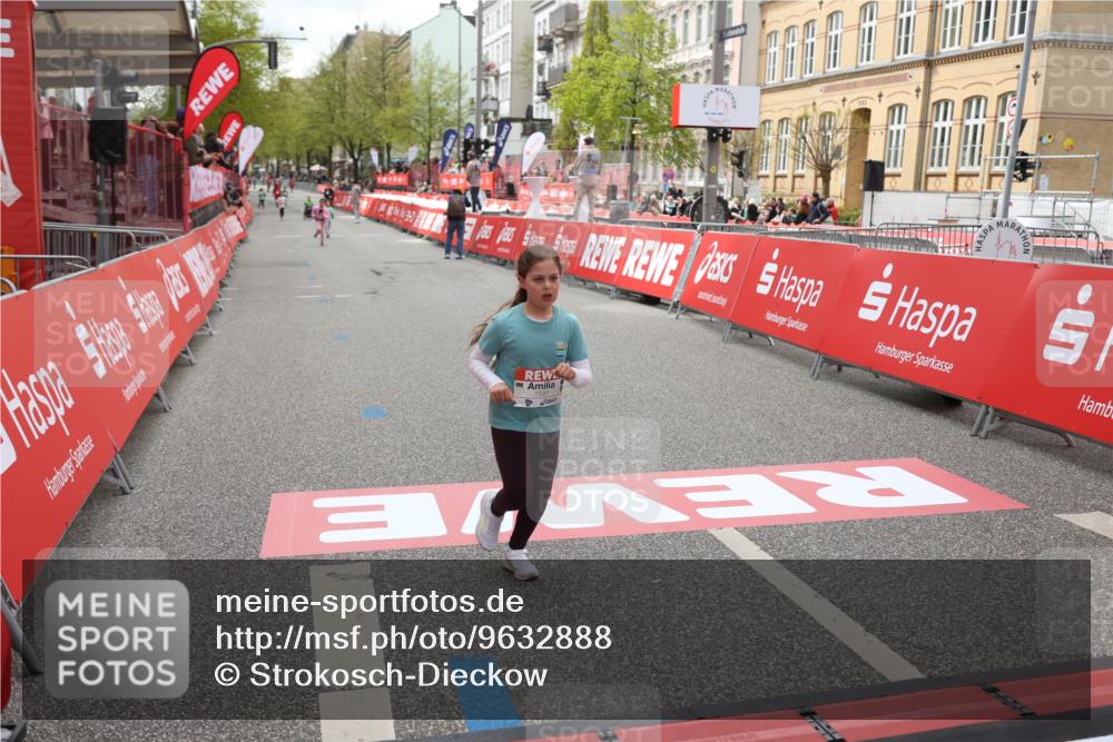 25.04.2026 - Das Zehntel Strokosch-Dieckow http://msf.ph/oto/9632888 25.04.2026 11:11:27 Ziel 7351, 7379, 7530, 7534 meine-sportfotos.de