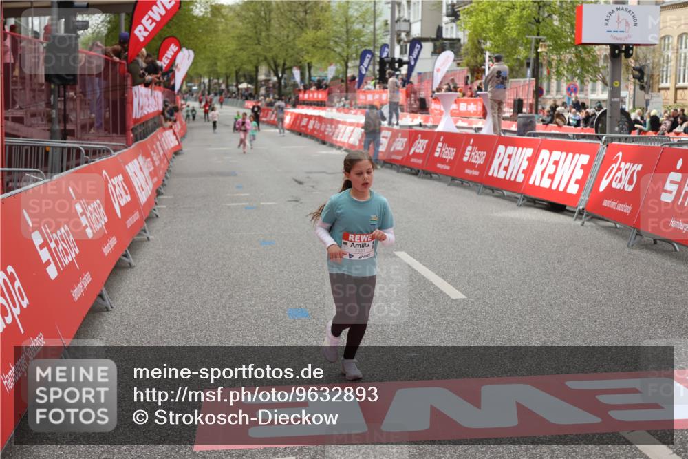 25.04.2026 - Das Zehntel Strokosch-Dieckow http://msf.ph/oto/9632893 25.04.2026 11:11:26 Ziel 7351, 7379, 7530, 7534 meine-sportfotos.de