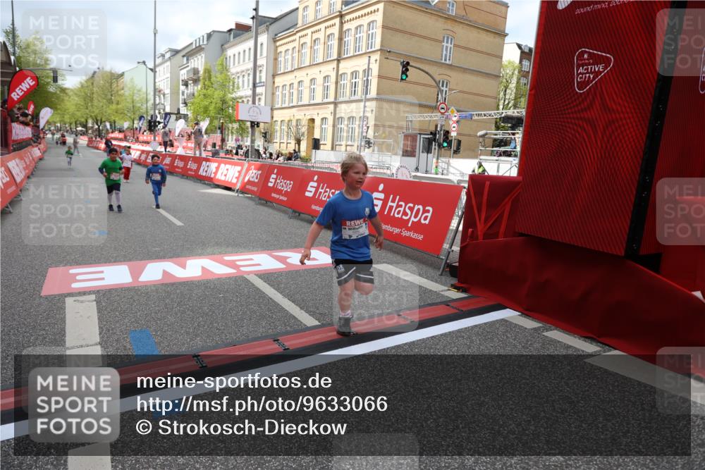 25.04.2026 - Das Zehntel Strokosch-Dieckow http://msf.ph/oto/9633066 25.04.2026 11:11:00 Ziel 5658, 6286, 6290, 6862, 7432, 7476 meine-sportfotos.de