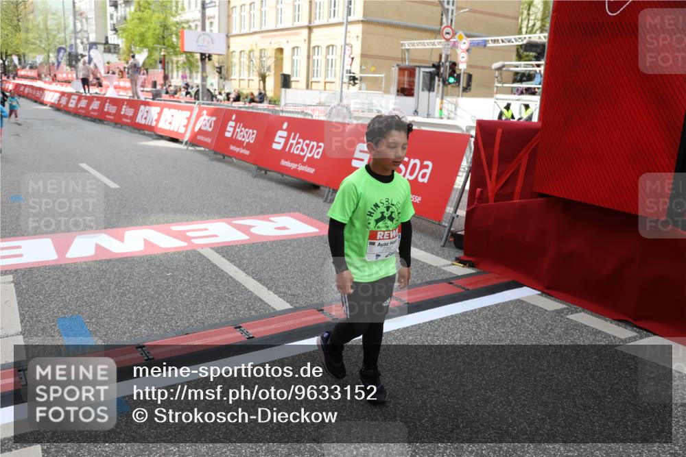 25.04.2026 - Das Zehntel Strokosch-Dieckow http://msf.ph/oto/9633152 25.04.2026 11:10:46 Ziel 5074, 5082, 5871, 7262 meine-sportfotos.de