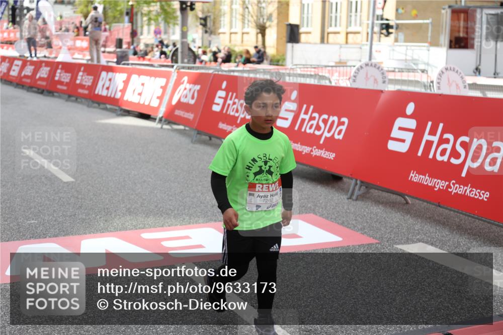 25.04.2026 - Das Zehntel Strokosch-Dieckow http://msf.ph/oto/9633173 25.04.2026 11:10:45 Ziel 5074, 5082, 5871, 7262 meine-sportfotos.de