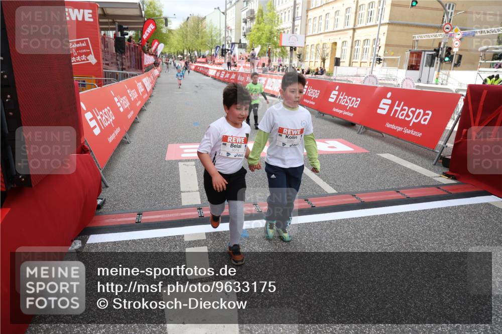 25.04.2026 - Das Zehntel Strokosch-Dieckow http://msf.ph/oto/9633175 25.04.2026 11:10:43 Ziel 5074, 5082, 5871, 6806, 6895, 7262 meine-sportfotos.de