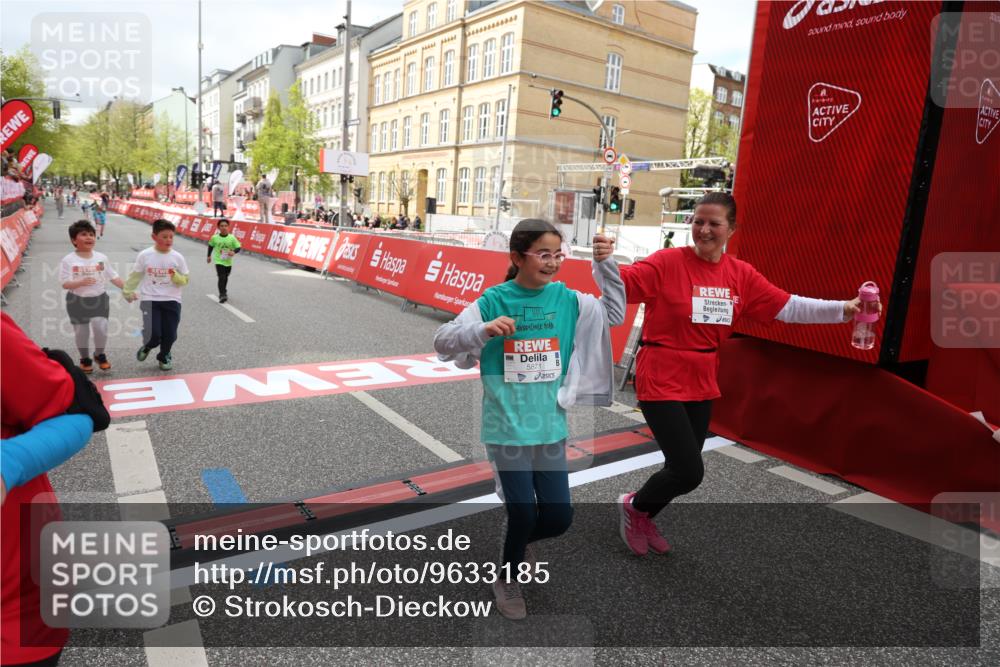 25.04.2026 - Das Zehntel Strokosch-Dieckow http://msf.ph/oto/9633185 25.04.2026 11:10:40 Ziel 5074, 5082, 5871, 6806, 6895 meine-sportfotos.de