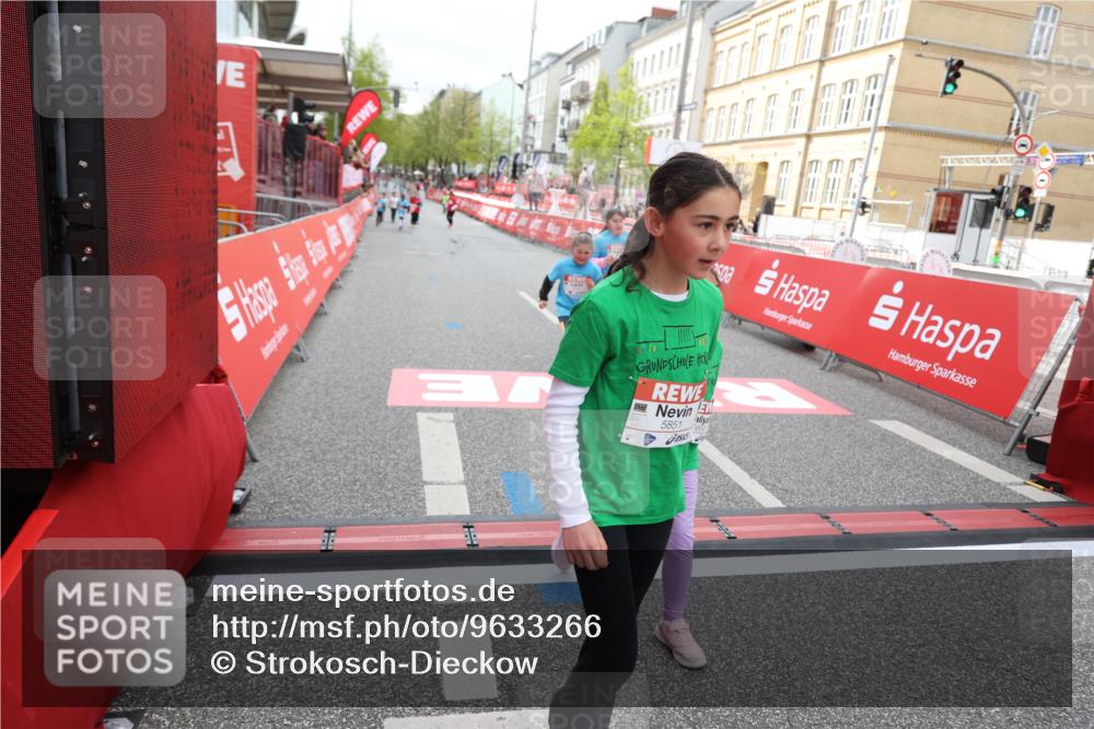 25.04.2026 - Das Zehntel Strokosch-Dieckow http://msf.ph/oto/9633266 25.04.2026 11:10:27 Ziel 5851, 5853, 5873, 6779, 6790, 6864 meine-sportfotos.de