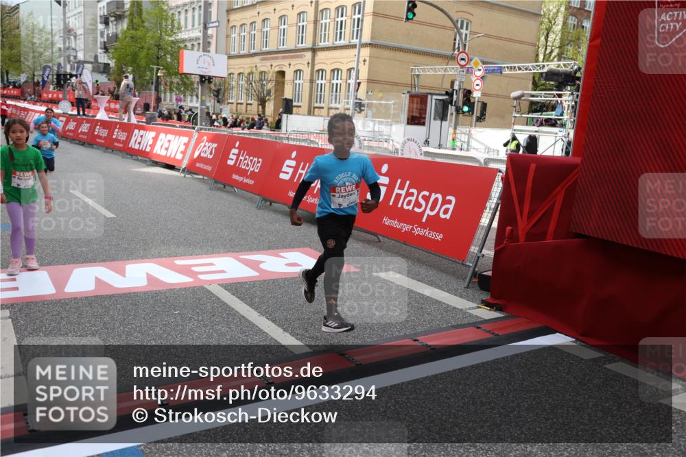 25.04.2026 - Das Zehntel Strokosch-Dieckow http://msf.ph/oto/9633294 25.04.2026 11:10:25 Ziel 5851, 5853, 5873, 6779, 6790, 6832 meine-sportfotos.de