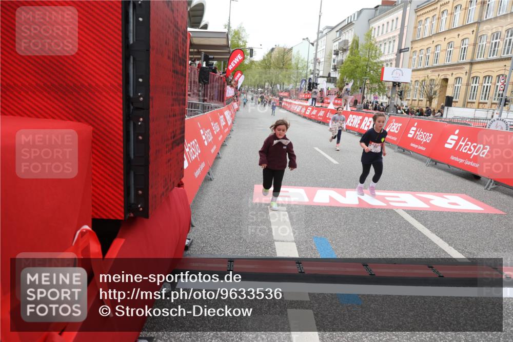 25.04.2026 - Das Zehntel Strokosch-Dieckow http://msf.ph/oto/9633536 25.04.2026 11:09:46 Ziel 5560, 5562, 6024, 6182, 6561, 6657 meine-sportfotos.de