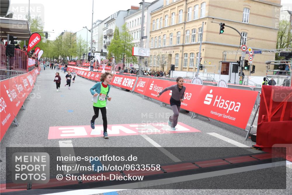 25.04.2026 - Das Zehntel Strokosch-Dieckow http://msf.ph/oto/9633558 25.04.2026 11:09:41 Ziel 5189, 5560, 5562, 6024 meine-sportfotos.de