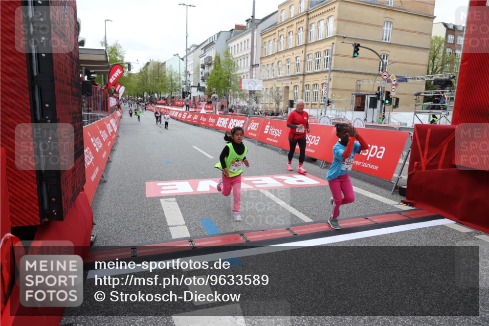 25.04.2026 - Das Zehntel Strokosch-Dieckow http://msf.ph/oto/9633589 25.04.2026 11:09:32 Ziel 5023, 5221, 5232, 5942, 6834, 7685, 7778 meine-sportfotos.de