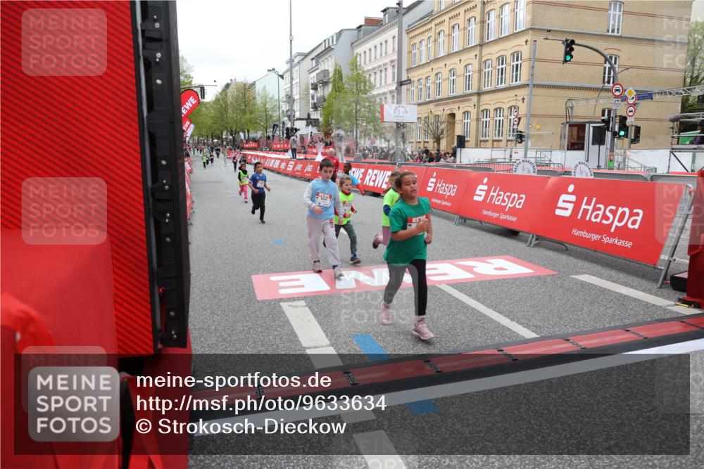 25.04.2026 - Das Zehntel Strokosch-Dieckow http://msf.ph/oto/9633634 25.04.2026 11:09:28 Ziel 5023, 5221, 5232, 7271, 7654, 7685, 7778 meine-sportfotos.de