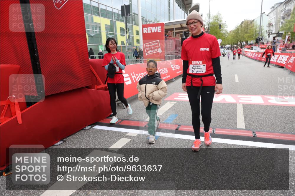 25.04.2026 - Das Zehntel Strokosch-Dieckow http://msf.ph/oto/9633637 25.04.2026 11:15:31 Ziel 5142 meine-sportfotos.de