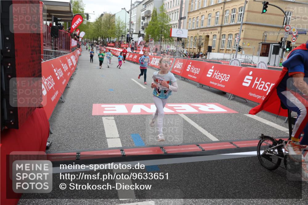 25.04.2026 - Das Zehntel Strokosch-Dieckow http://msf.ph/oto/9633651 25.04.2026 11:09:22 Ziel 5652, 6562, 6563, 7271, 7654 meine-sportfotos.de