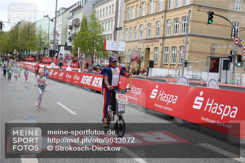 25.04.2026 - Das Zehntel Strokosch-Dieckow http://msf.ph/oto/9633672 25.04.2026 11:09:20 Ziel 5652, 6562, 6563, 7271 meine-sportfotos.de