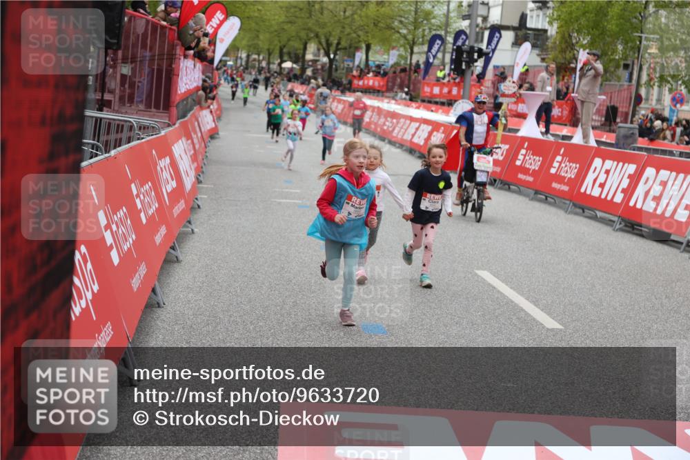 25.04.2026 - Das Zehntel Strokosch-Dieckow http://msf.ph/oto/9633720 25.04.2026 11:09:15 Ziel 5087, 5130, 5604, 5652, 7568, 7570 meine-sportfotos.de