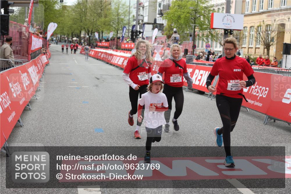 25.04.2026 - Das Zehntel Strokosch-Dieckow http://msf.ph/oto/9633769 25.04.2026 11:13:19 Ziel 5016, 5876, 5883 meine-sportfotos.de