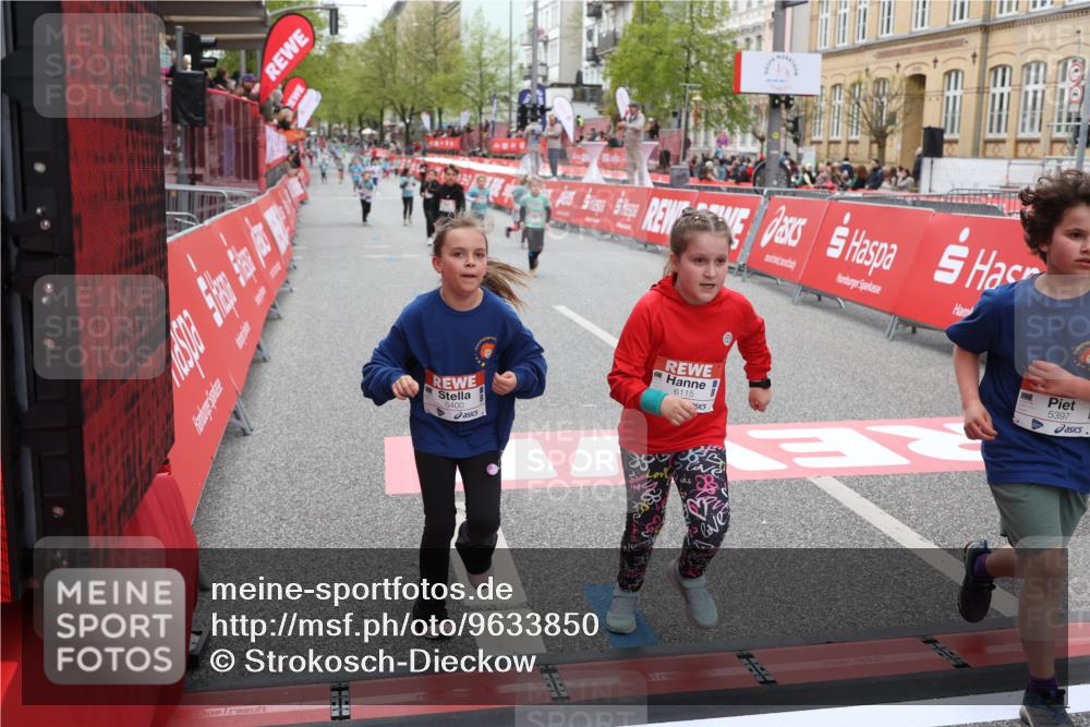 25.04.2026 - Das Zehntel Strokosch-Dieckow http://msf.ph/oto/9633850 25.04.2026 11:08:39 Ziel 5397, 5400, 6115, 6443, 6777, 6819 meine-sportfotos.de