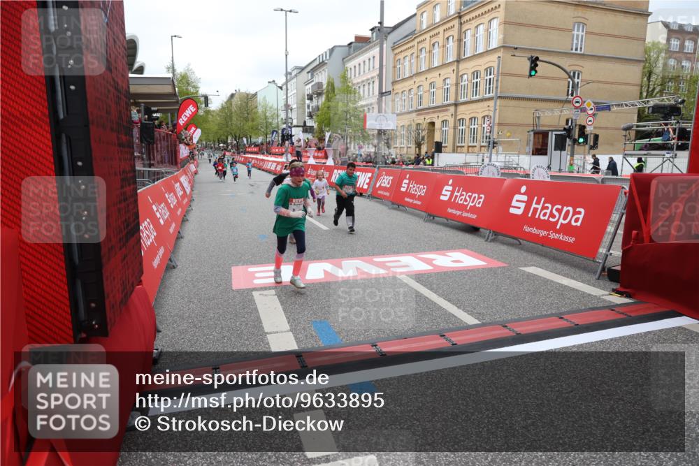 25.04.2026 - Das Zehntel Strokosch-Dieckow http://msf.ph/oto/9633895 25.04.2026 11:08:27 Ziel 5027, 5060, 5061, 5887, 6310, 7737, 7852, 7985 meine-sportfotos.de