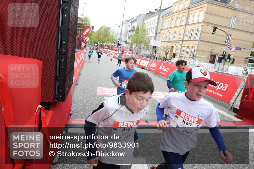 25.04.2026 - Das Zehntel Strokosch-Dieckow http://msf.ph/oto/9633901 25.04.2026 11:08:23 Ziel 5060, 5061, 5881, 5939, 6310, 7365, 7431, 7438, 7507, 7668 meine-sportfotos.de