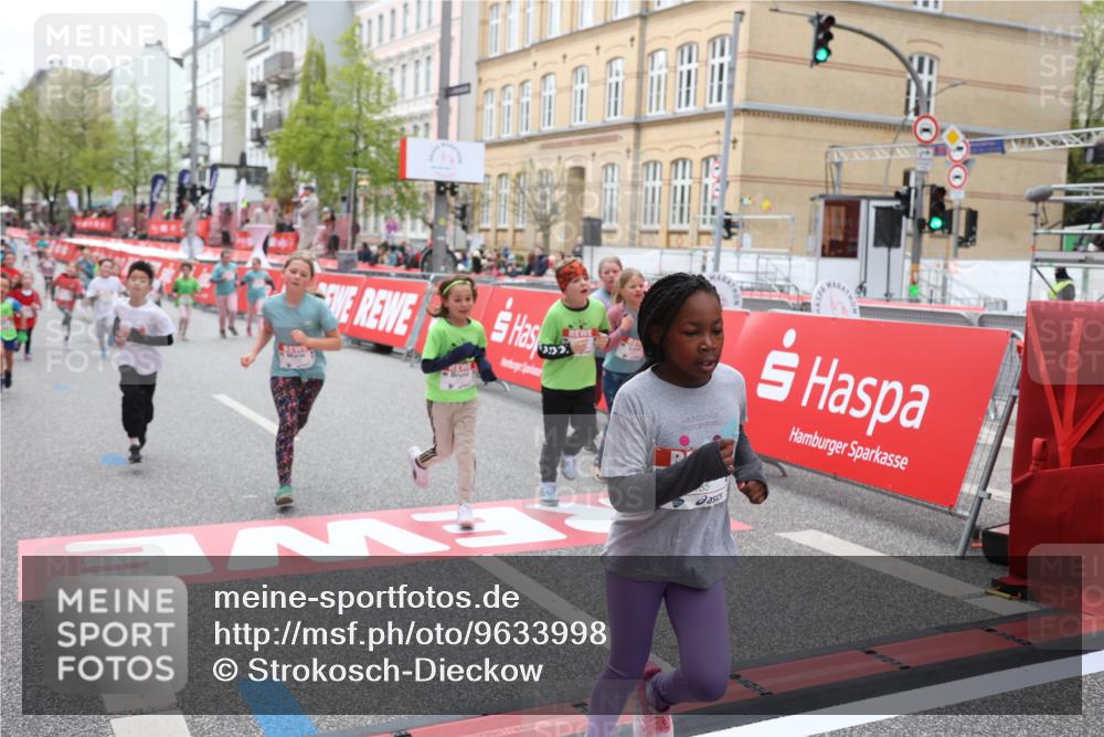 25.04.2026 - Das Zehntel Strokosch-Dieckow http://msf.ph/oto/9633998 25.04.2026 11:08:10 Ziel 5064, 5144, 5151, 6185, 7270, 7272, 7277, 7285, 7484, 7511, 7523, 7556 meine-sportfotos.de