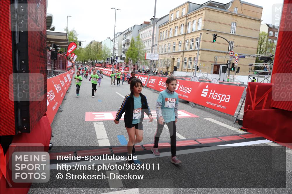 25.04.2026 - Das Zehntel Strokosch-Dieckow http://msf.ph/oto/9634011 25.04.2026 11:08:06 Ziel 5151, 5606, 6277, 7272, 7285, 7457, 7484, 7519, 7648, 7650, 7764 meine-sportfotos.de