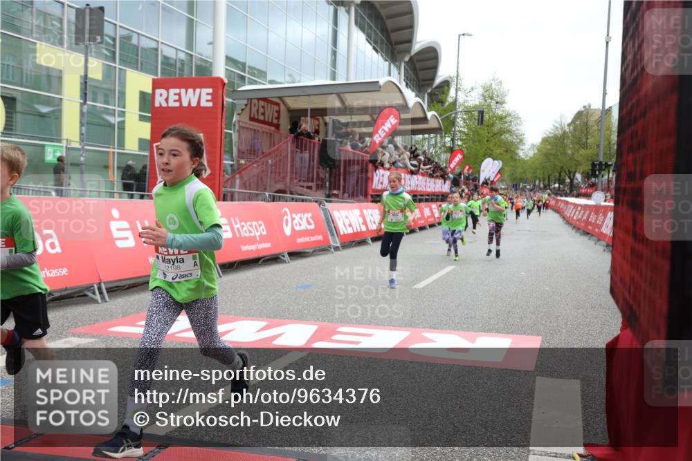 25.04.2026 - Das Zehntel Strokosch-Dieckow http://msf.ph/oto/9634376 25.04.2026 13:00:40 Ziel 10341, 10581, 10584, 10594, 10596, 10605, 11373, 11655, 11724, 11732, 11796, 11823, 11867, 12020, 12089, 12231, 12341, 12398, 12625, 12979 meine-sportfotos.de