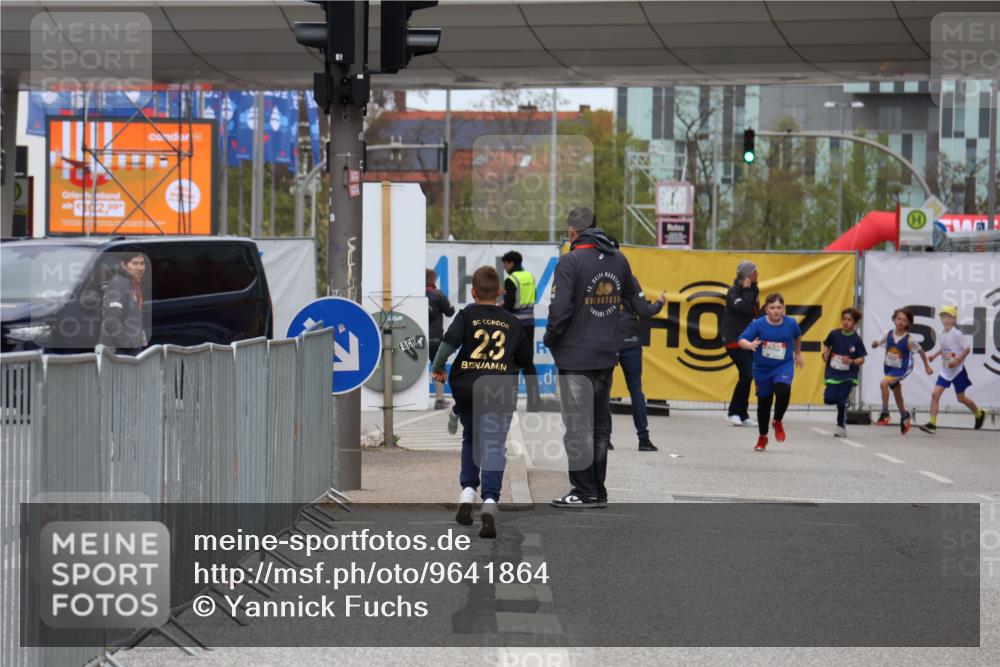 25.04.2026 - Das Zehntel Yannick Fuchs http://msf.ph/oto/9641864 25.04.2026 12:03:58 Allgemein zum Event 2, 99, 1, 23, 12208 meine-sportfotos.de