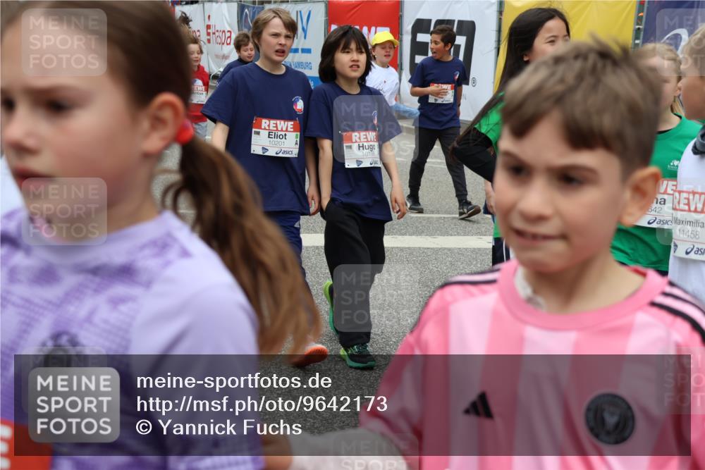 25.04.2026 - Das Zehntel Yannick Fuchs http://msf.ph/oto/9642173 25.04.2026 12:05:38 Allgemein zum Event 30, 10201, 10199, 50, 642, 11458 meine-sportfotos.de