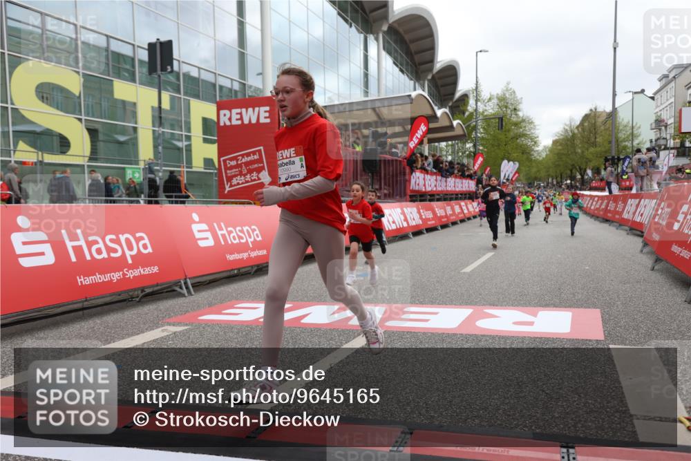 25.04.2026 - Das Zehntel Strokosch-Dieckow http://msf.ph/oto/9645165 25.04.2026 13:07:19 Ziel 10900, 12321, 12598, 12618, 12992 meine-sportfotos.de