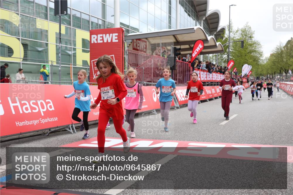25.04.2026 - Das Zehntel Strokosch-Dieckow http://msf.ph/oto/9645867 25.04.2026 13:06:57 Ziel 10057, 10135, 10427, 10989, 10998, 11462, 11546, 12481, 12489, 12490, 12884, 12886 meine-sportfotos.de