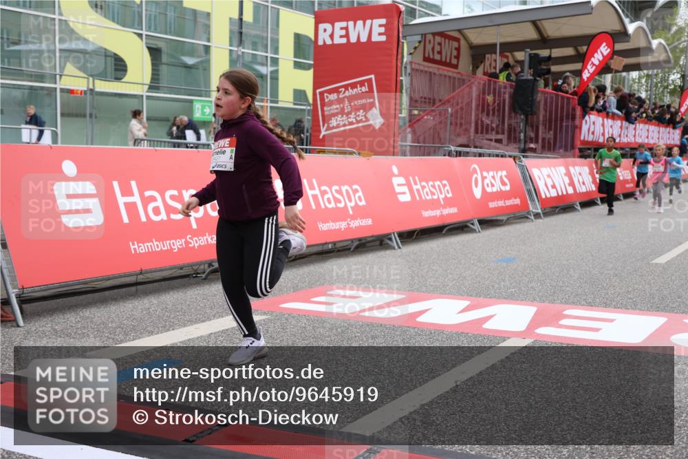 25.04.2026 - Das Zehntel Strokosch-Dieckow http://msf.ph/oto/9645919 25.04.2026 13:06:53 Ziel 10057, 10133, 10135, 10246, 10427, 10432, 10437, 12884, 12886 meine-sportfotos.de