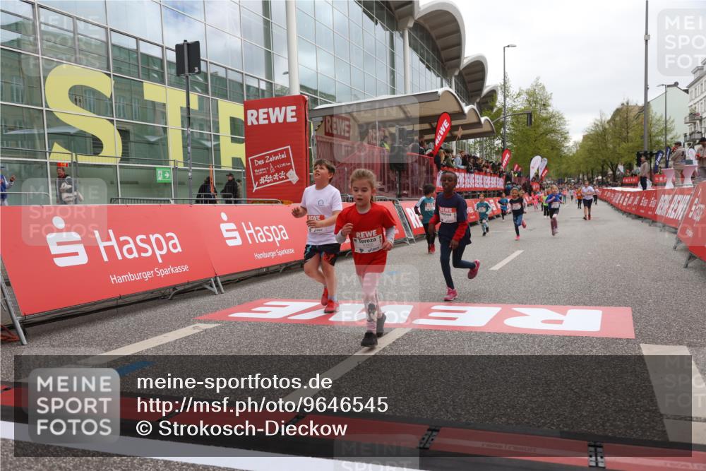 25.04.2026 - Das Zehntel Strokosch-Dieckow http://msf.ph/oto/9646545 25.04.2026 13:06:23 Ziel 10218, 10322, 10327, 10431, 10905, 11095, 11114, 11115, 11317, 11570, 11617, 12060, 12531, 12578 meine-sportfotos.de