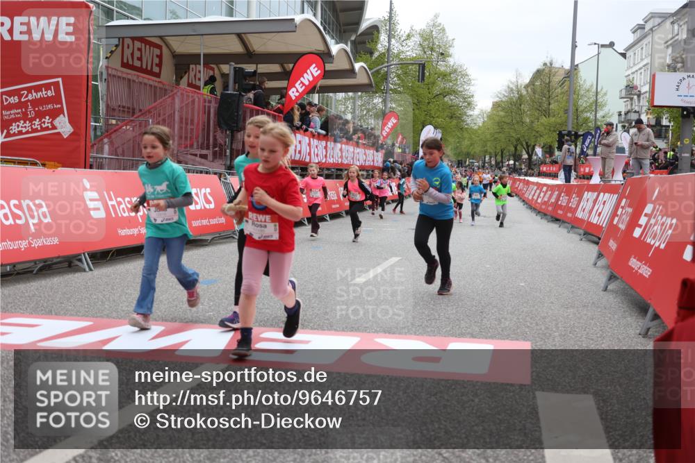 25.04.2026 - Das Zehntel Strokosch-Dieckow http://msf.ph/oto/9646757 25.04.2026 13:06:14 Ziel 10055, 10069, 10084, 10128, 10131, 11046, 11050, 11185, 11288, 11316, 11455, 11600, 12027, 12477, 12483, 12496, 12815, 12820, 12821, 12823 meine-sportfotos.de