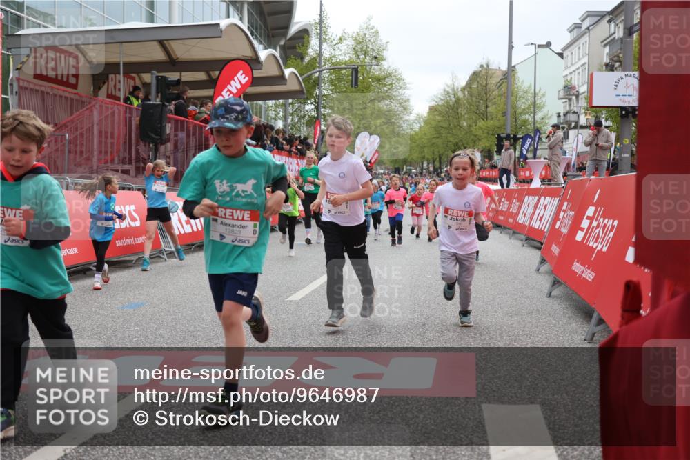 25.04.2026 - Das Zehntel Strokosch-Dieckow http://msf.ph/oto/9646987 25.04.2026 13:06:08 Ziel 10060, 10128, 10131, 10334, 10662, 10723, 10724, 10726, 10754, 10773, 11046, 11050, 11190, 11209, 11225, 11450, 12496, 12512, 12820 meine-sportfotos.de