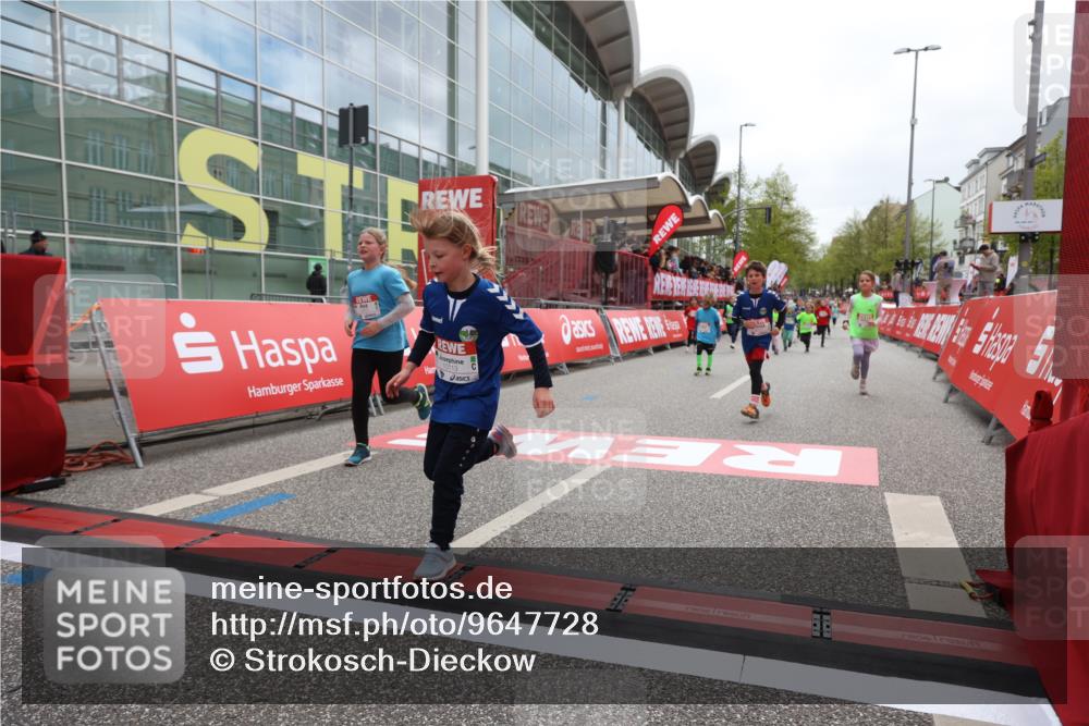 25.04.2026 - Das Zehntel Strokosch-Dieckow http://msf.ph/oto/9647728 25.04.2026 13:05:44 Ziel 10064, 10111, 10113, 10339, 10750, 11366, 11402, 11410, 11418, 11426, 11535, 11598, 12513 meine-sportfotos.de