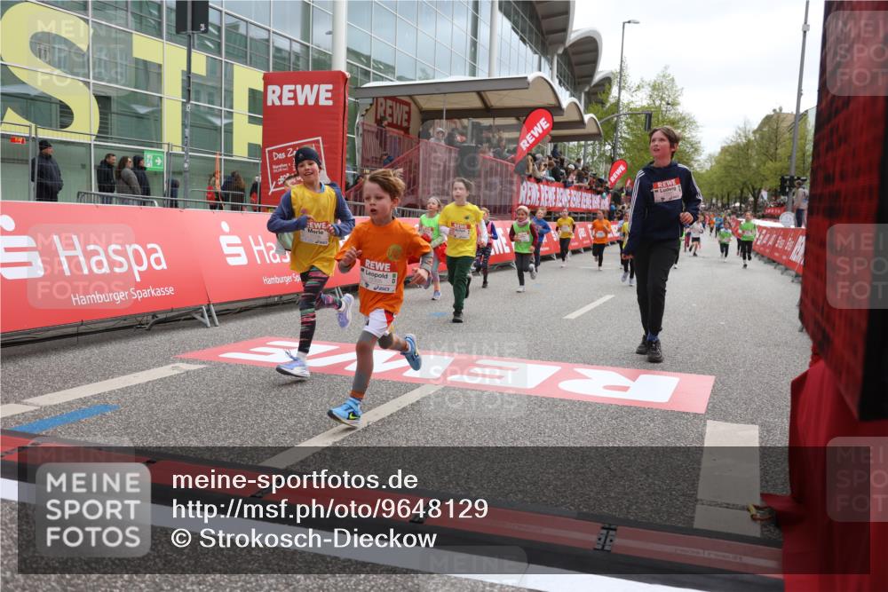 25.04.2026 - Das Zehntel Strokosch-Dieckow http://msf.ph/oto/9648129 25.04.2026 13:01:37 Ziel 10242, 10434, 10441, 10507, 10525, 10526, 10563, 10599, 10765, 10919, 10929, 11263, 11515, 11619, 12247, 12312, 12335, 12340, 12986, 12990 meine-sportfotos.de