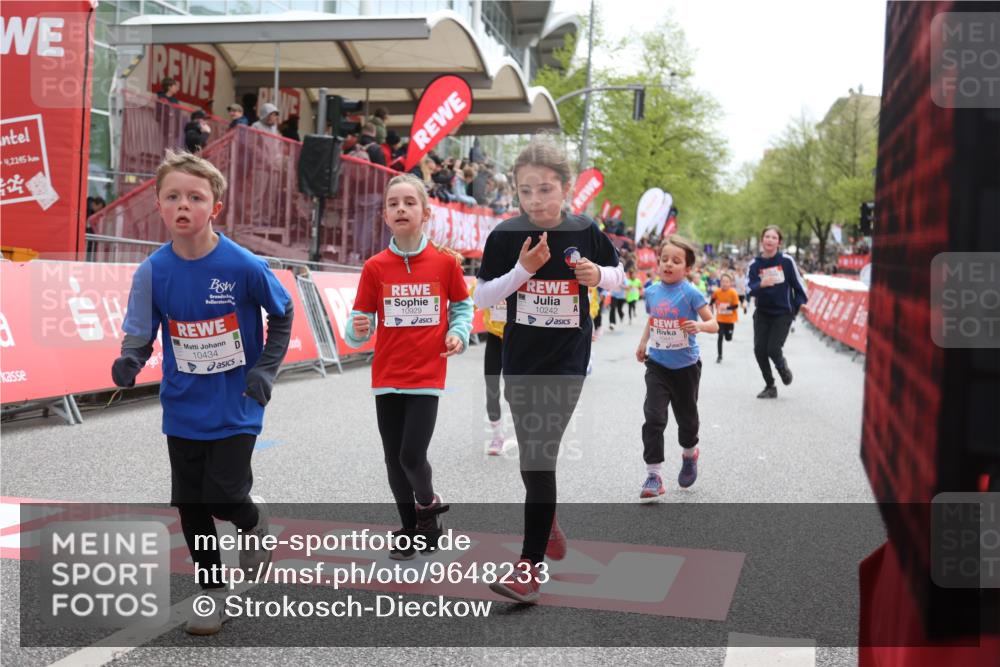 25.04.2026 - Das Zehntel Strokosch-Dieckow http://msf.ph/oto/9648233 25.04.2026 13:01:35 Ziel 10242, 10434, 10441, 10507, 10525, 10526, 10563, 10599, 10919, 10929, 11263, 11515, 11619, 11885, 12247, 12335, 12767, 12769, 12986 meine-sportfotos.de