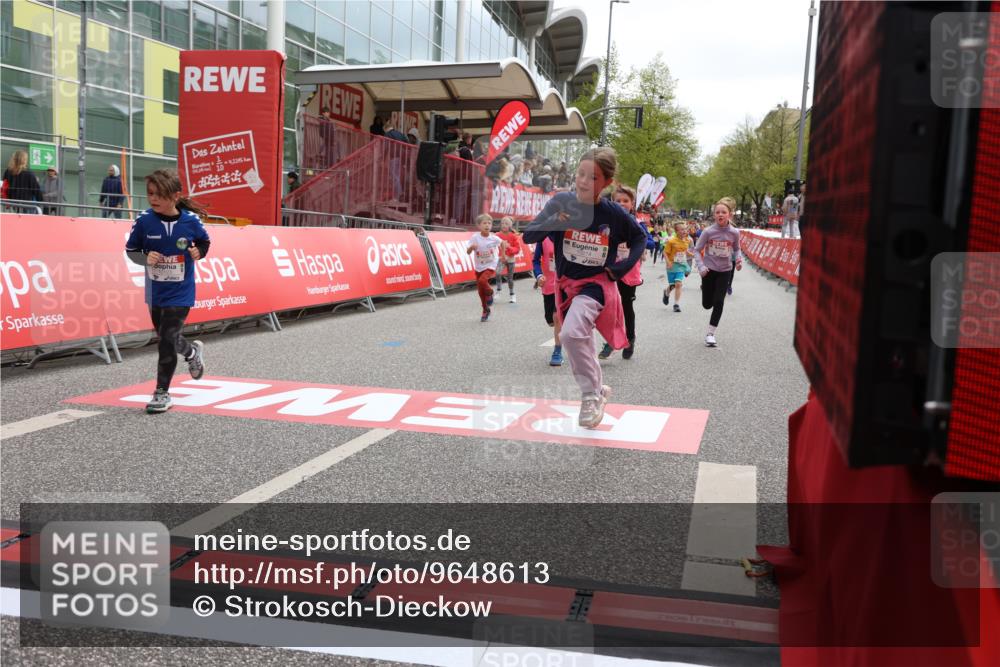 25.04.2026 - Das Zehntel Strokosch-Dieckow http://msf.ph/oto/9648613 25.04.2026 13:01:20 Ziel 10085, 10123, 10214, 10258, 10261, 10265, 10478, 10784, 11130, 11144, 11182, 11428, 11580, 11610, 11933, 11952, 12369, 12899 meine-sportfotos.de