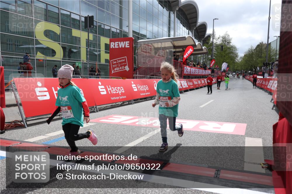25.04.2026 - Das Zehntel Strokosch-Dieckow http://msf.ph/oto/9650322 25.04.2026 13:14:31 Ziel 12808, 12814, 12994 meine-sportfotos.de