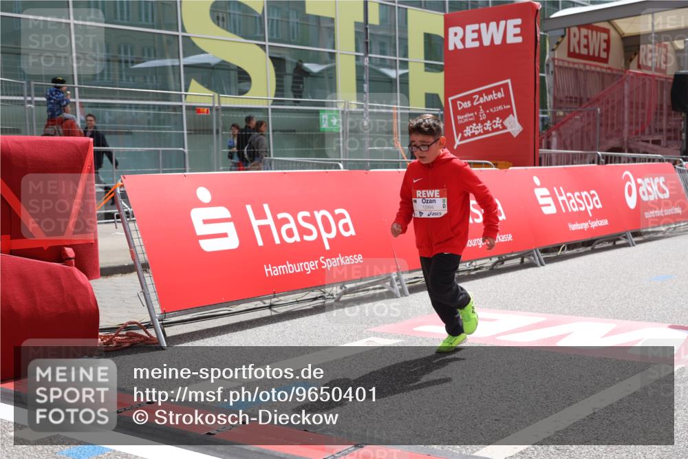 25.04.2026 - Das Zehntel Strokosch-Dieckow http://msf.ph/oto/9650401 25.04.2026 13:14:30 Ziel 12808, 12814, 12994 meine-sportfotos.de