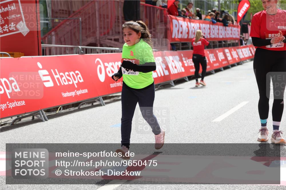 25.04.2026 - Das Zehntel Strokosch-Dieckow http://msf.ph/oto/9650475 25.04.2026 13:14:11 Ziel 12712 meine-sportfotos.de