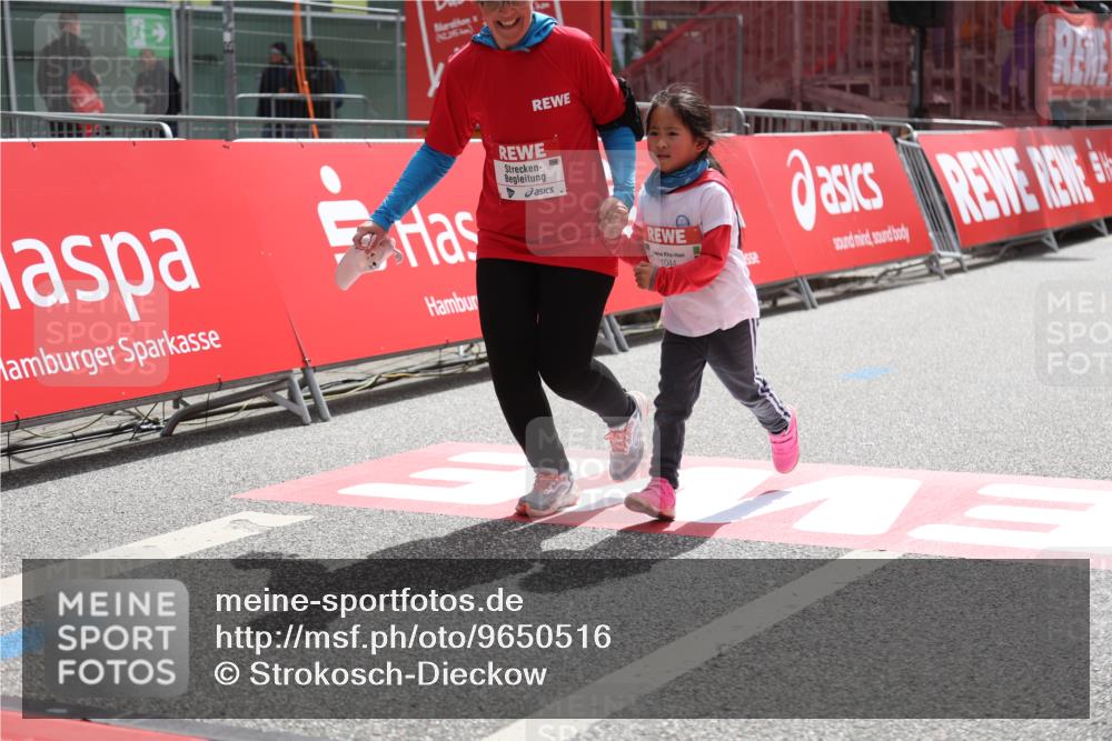 25.04.2026 - Das Zehntel Strokosch-Dieckow http://msf.ph/oto/9650516 25.04.2026 13:13:42 Ziel 11044, 11384 meine-sportfotos.de
